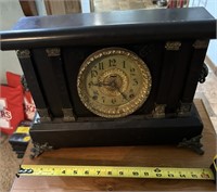 mantle clock. the E. ingraham co.