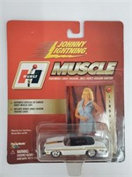 Johnny Lightning MUSCLE Featuring Linda Vaughn #15