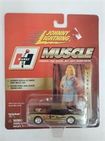 Johnny Lightning MUSCLE Featuring Linda Vaughn #15