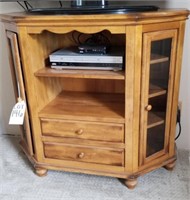 Wood TV Stand 45"W 18"DX 40"H (contents not incl)
