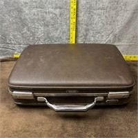 Vintage American Tourister Hardcase Suitcase