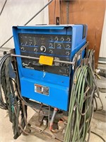 MILLER SYNCROWAVE-250DX (SINGLE PHASE) w/ CHILLER