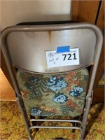 Folding Chairs & TV Trays (Lot of 11)