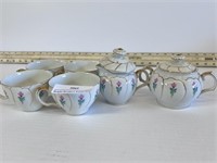 Fine China Tea Cups with Pots