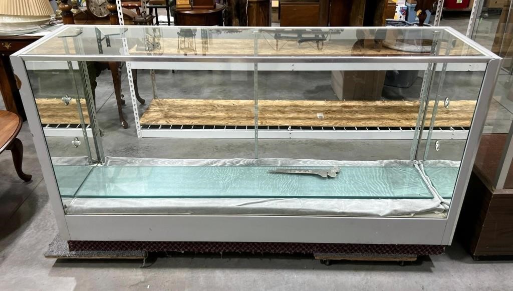 6 Ft Long Glass Store Display Case w 2 Shelves