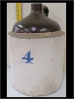 4 GALLON TWO TONE CROCK JUG WITH ROUGHNESS