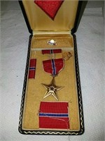 Bronze star, in presentation box with