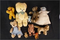 Lot of Vintage and Antique Bears and Steiff Cat