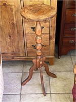 Plant stand (poor condition)