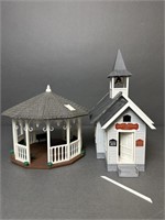 Piko G-scale Buildings - Gazebo and Country Church