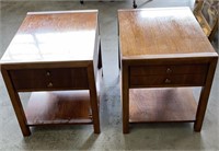 Pair of 28x22x20in Sklar Pepper bedsides NO