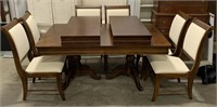 Wooden dining table w/6 chairs and 2 leafs