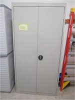 Metal storage cabinet, 2-door,