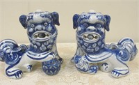 Foo dogs