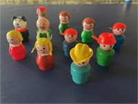 (10) 1970’s - Fisher Price Little People & 1 Dog