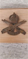 Original WW1 Canadian Machine Gun Corps Cap Badge