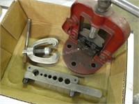 Pipe vise and 2 tools