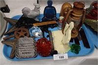 TRAY OF COLLECTIBLES PLUS