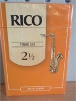 10 Rico Tenor Sax Reeds  2 1/2