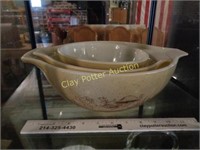 Set of 3 Vintage Pyrex Bowls