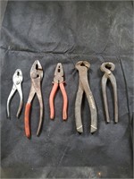 Assorted pliers cutters