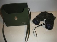 Tasco 10x50 Binoculars and Case