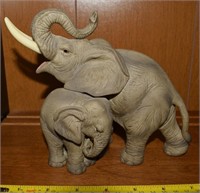 Andrea By Sadek Porcelain Elephant & Calf Figure