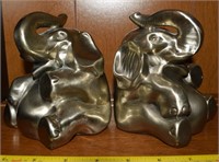 Pair PM Craftsman Seated Metal Elephant Bookends