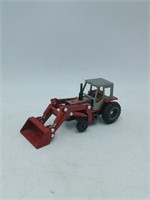 MF 699 loader tractor 1/64