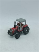 MF 699 tractor 1/64