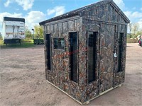 New insulated camouflaged 6x6 hunting blind
