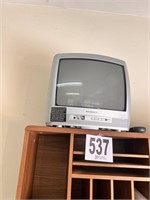 Magnavox Tv With Remote(Garage)