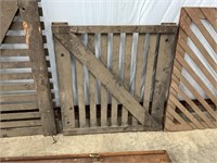 Vintage/Antique Farmhouse Wooden Gate