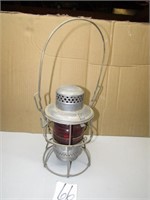 SOU RY RR LANTERN W/ RIB SIDED RED GLOBE