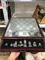 CHESS SET