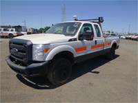 2015 Ford F250 Extra Cab Pickup Truck