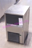 1X, BREMA U/C ICE MAKER AIR COOLED CB249A *NOTES*