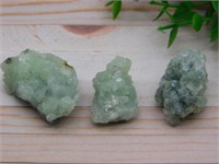 PREHNITE ROCK STONE LAPIDARY SPECIMEN