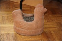 Vintage clay chicken/rooster pot