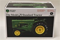 1/16 Ertl John Deere Model 70 Standard Tractor