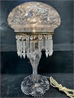 ANTIQUE AMERICAN BRILLIANT CUT GLASS LAMP