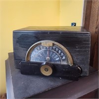 1950s "GE" Tube Radio Model 408