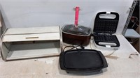 Waffel Maker, Warming Pan, Bread Box