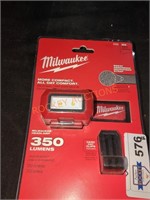 Milwaukee head lamp