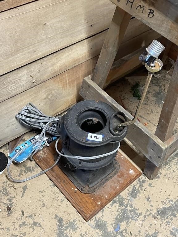 Pot Belly stove lamp made of castiron