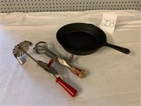 10" cast fry pan + beaters
