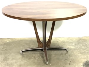 Mid C. Mod Design 48" Round Laminate Table