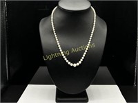14K WHITE GOLD CLASPED STRAND OF GRADUATING PEARLS