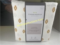 Sheet Set - Full - by Threshold  - Flannel