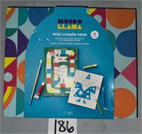 Mondo Llama Mini Create Case- Art Kit